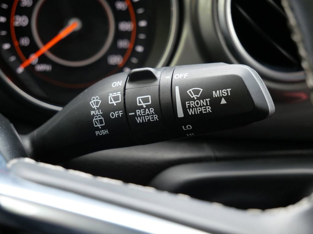 Used 2019 Jeep Wrangler Unlimited Sahara w/ Cold Weather Group AWD/4WD image 26