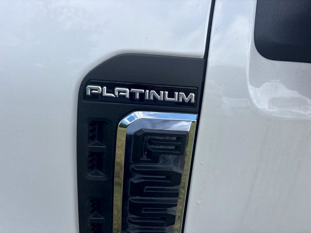 Certified 2024 Ford F250 Platinum w/ FX4 Off-Road Package AWD/4WD image 28