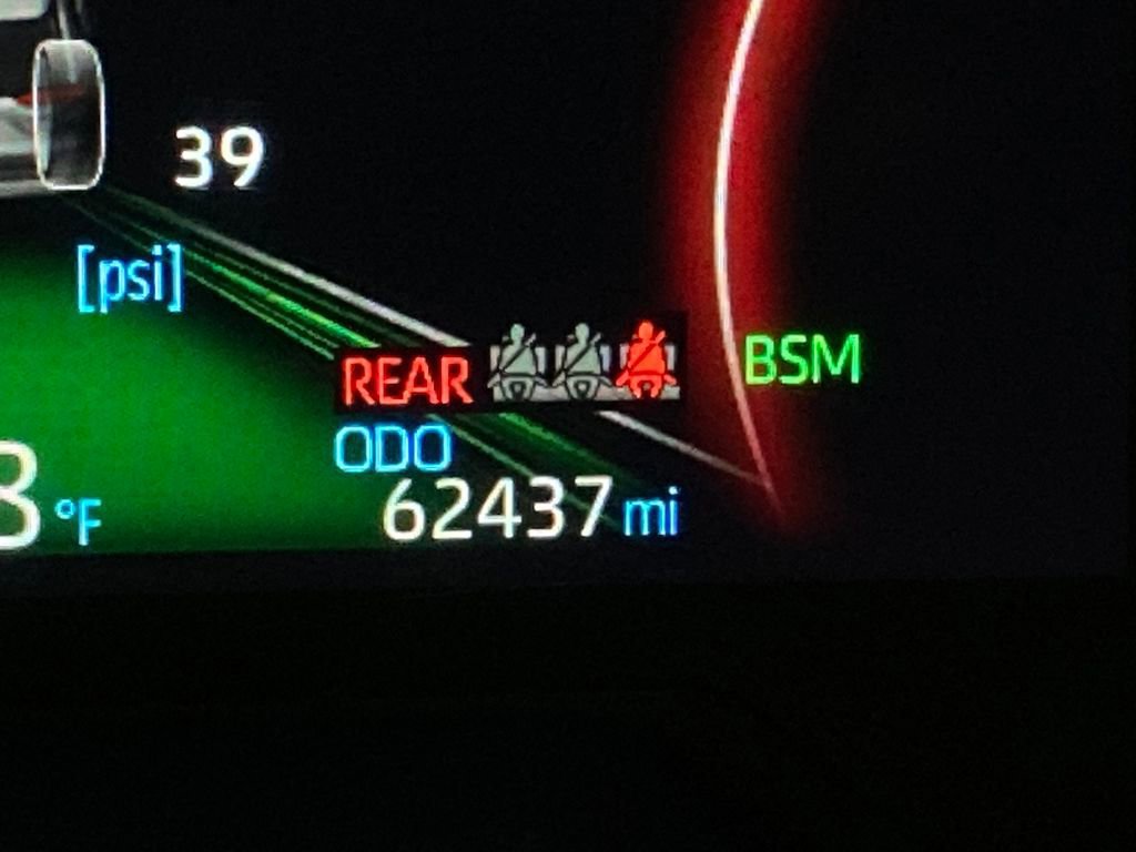 Used 2023 Toyota RAV4 XLE image 22