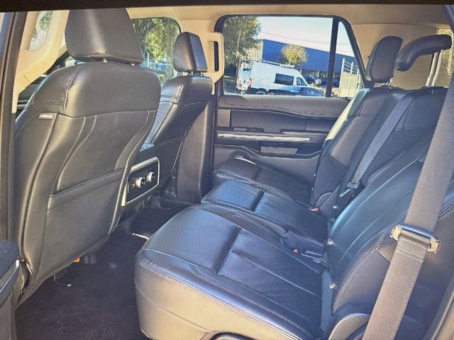Certified 2022 Ford Expedition XLT image 25