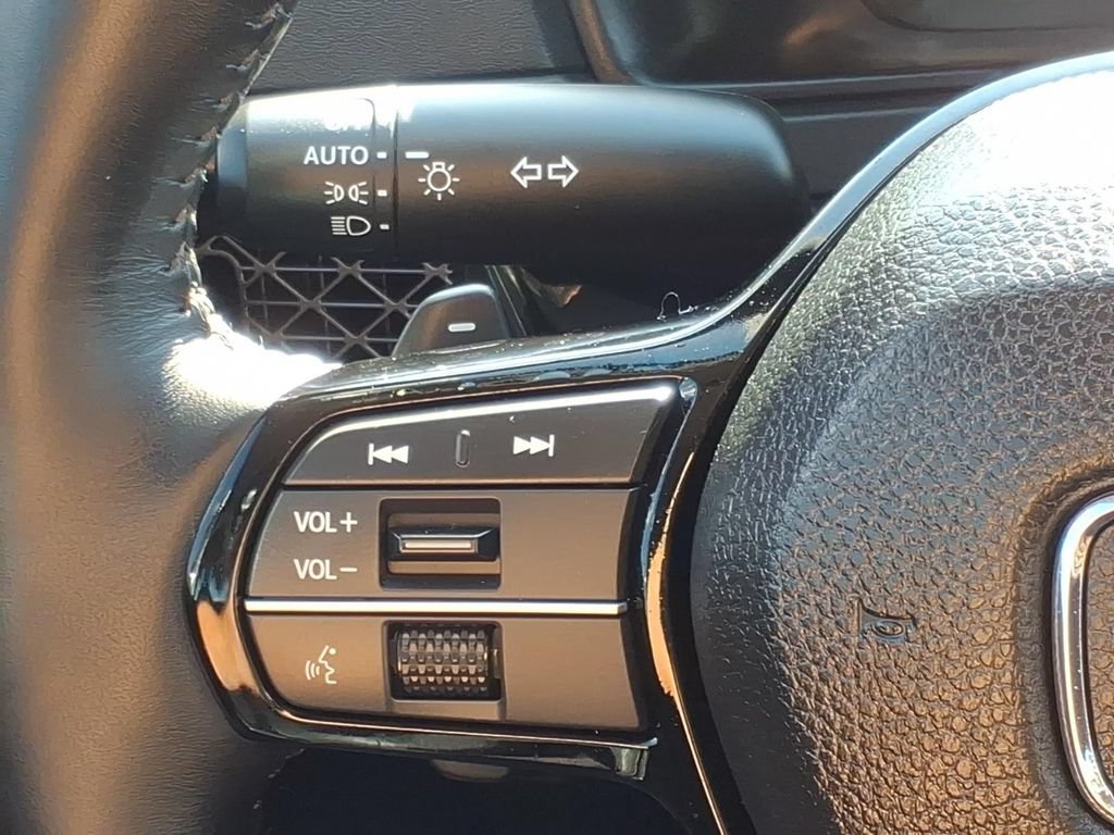 Used 2025 Honda Accord Touring image 25