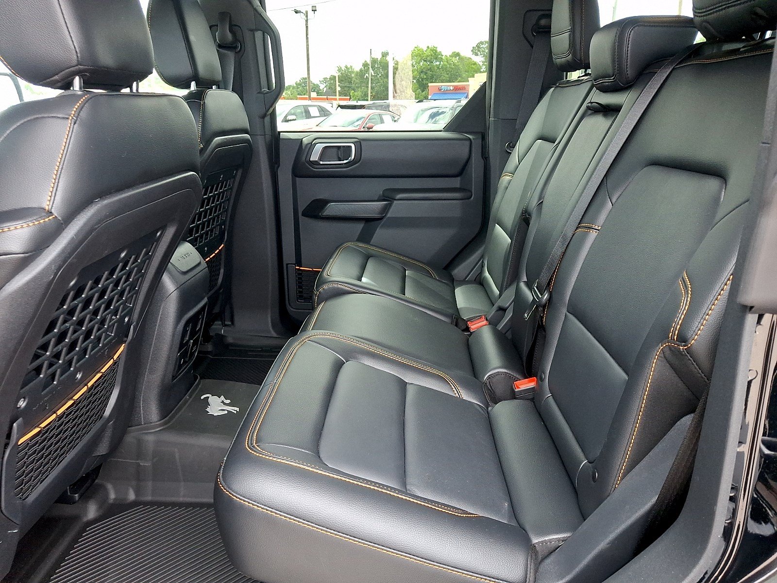 Certified 2024 Ford Bronco Badlands AWD/4WD image 9