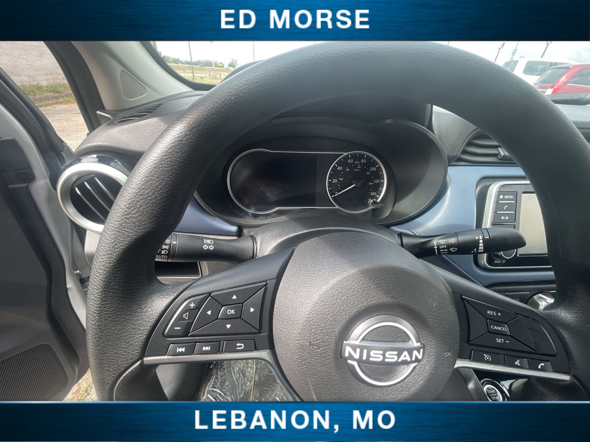 Used 2025 Nissan Versa SV FWD image 11