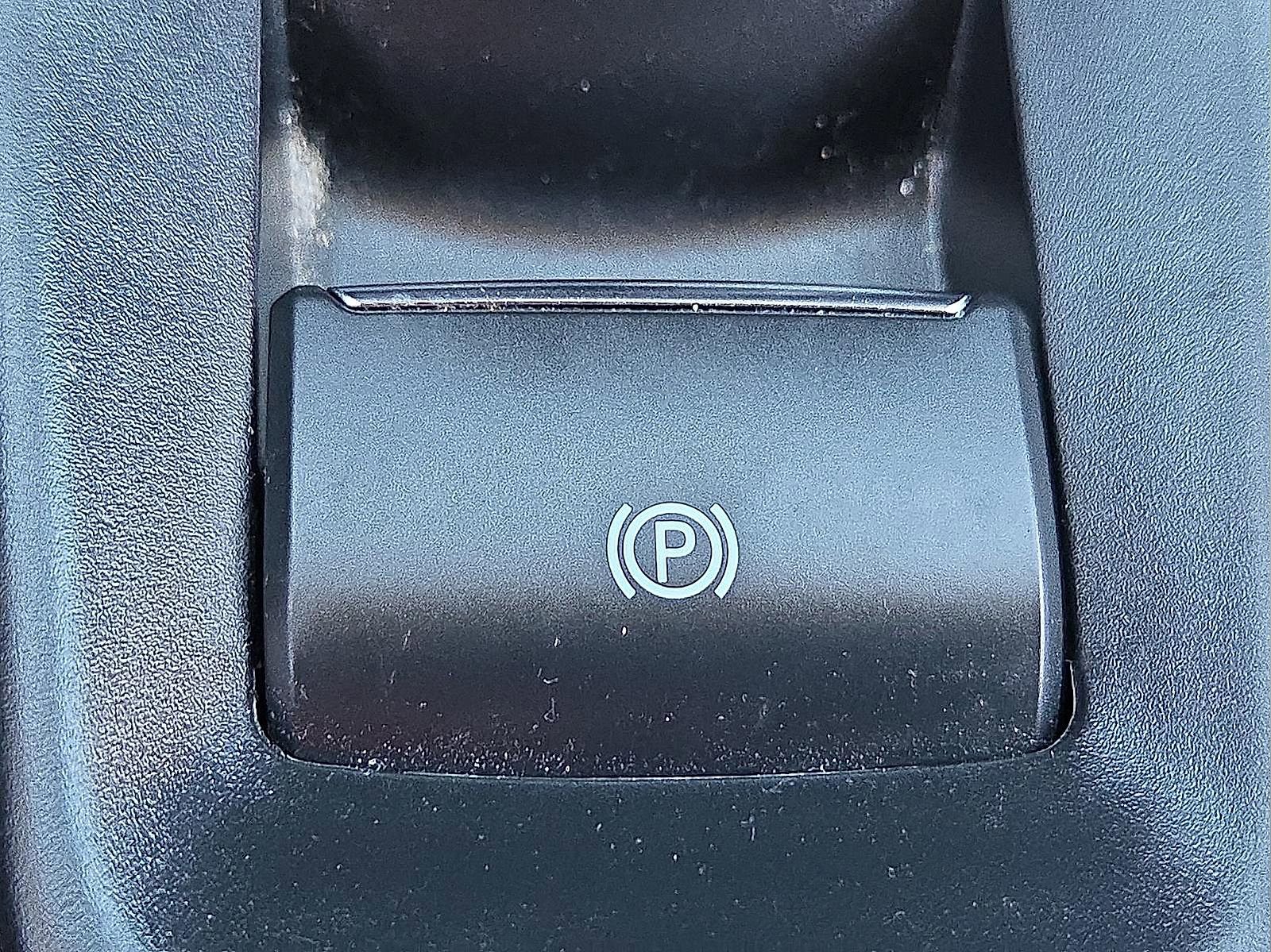 Certified 2024 Ford Maverick Lariat w/ Black Appearance Package image 18