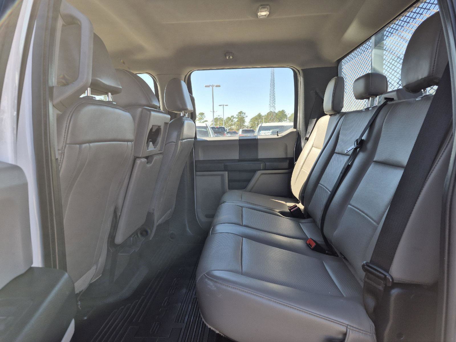 Certified 2020 Ford F350 XL w/ Power Equipment Group image 24