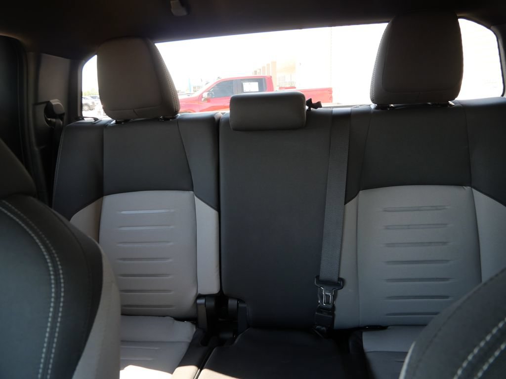 Used 2025 Toyota Tacoma TRD Off-Road AWD/4WD image 20