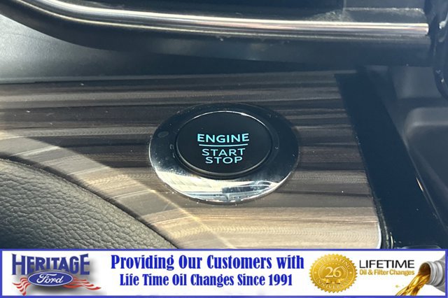 Certified 2022 Ford Explorer Limited w/ Equipment Group 301A image 24