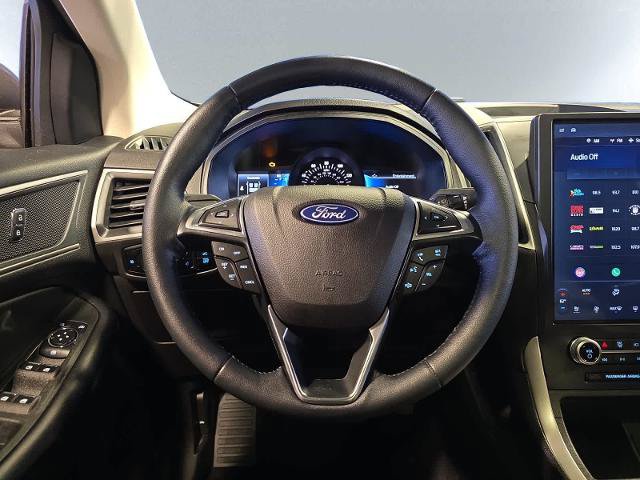 Certified 2023 Ford Edge SEL w/ Convenience Package AWD/4WD image 16