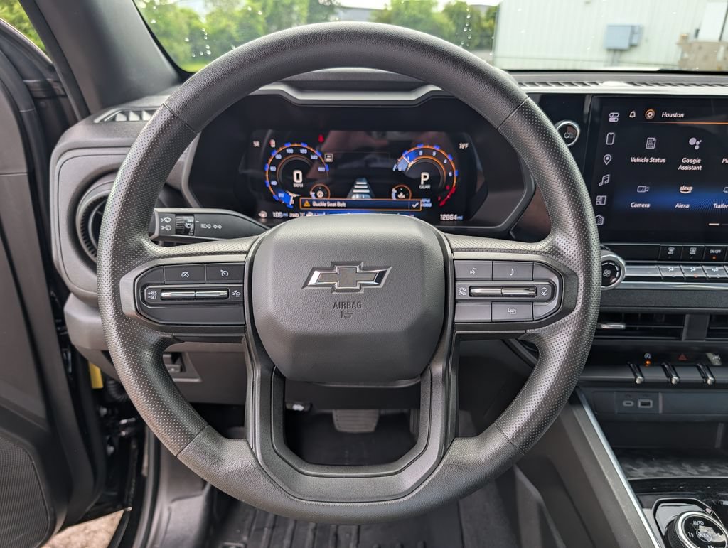 Used 2024 Chevrolet Colorado Trail Boss w/ Technology Package AWD/4WD image 8