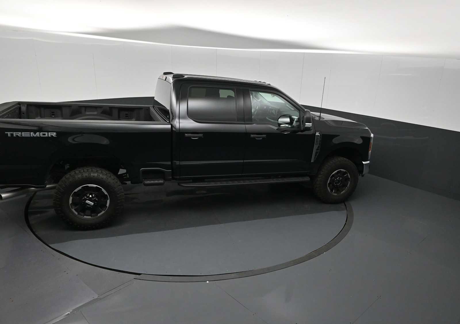 Certified 2026 Ford F250 XLT w/ Tremor Off-Road Package AWD/4WD image 43
