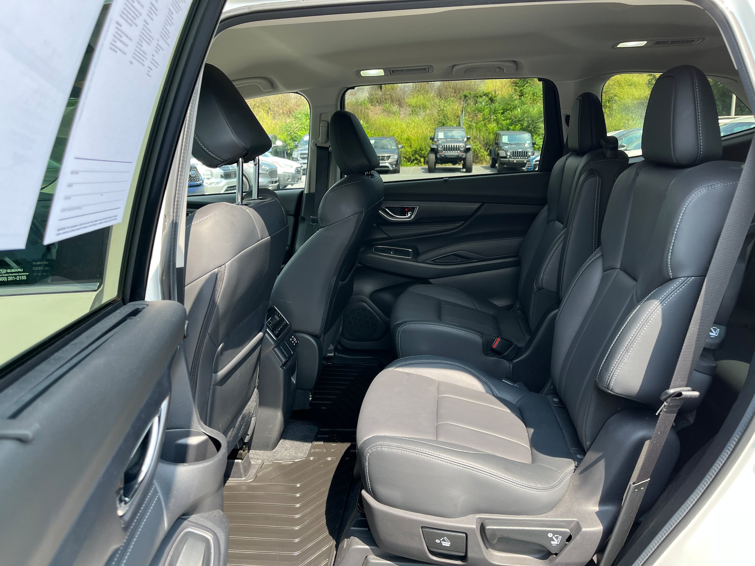 Used 2024 Subaru Ascent Limited AWD/4WD image 16