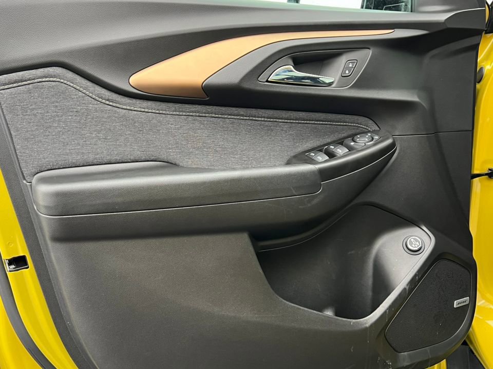 Used 2023 Chevrolet TrailBlazer ACTIV w/ Sun and Liftgate Package image 20