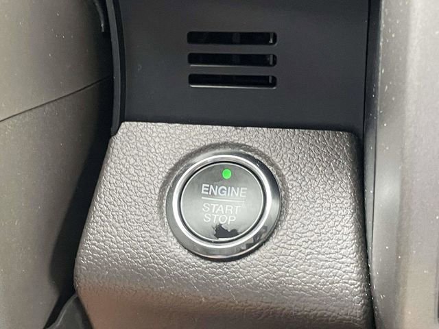 Certified 2021 Ford Expedition XLT RWD image 32