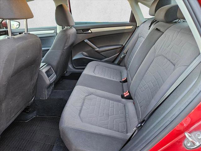 Used 2020 Volkswagen Passat 2.0T S image 15