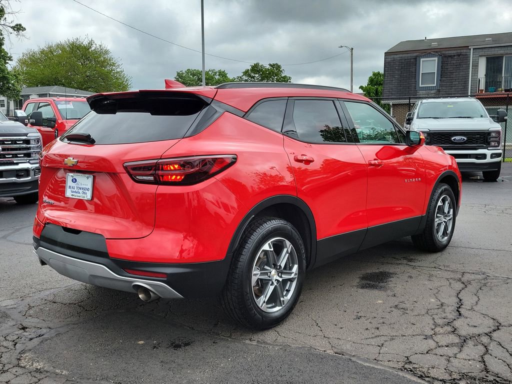 Used 2023 Chevrolet Blazer LT w/ LPO, Floor Liner Package FWD image 4