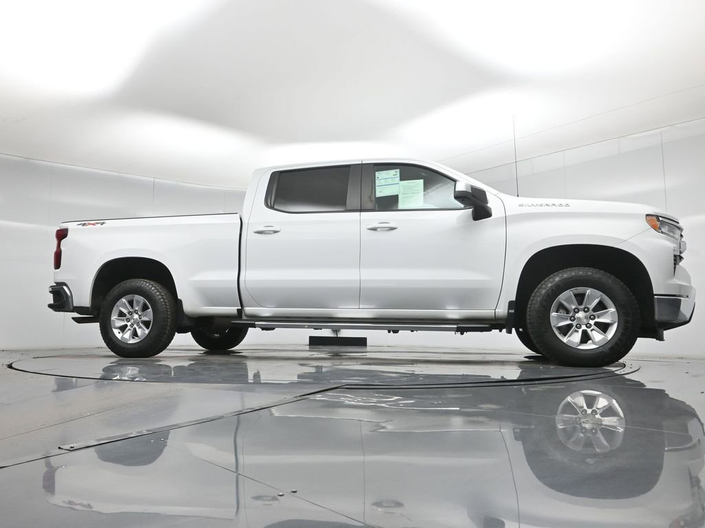 Used 2023 Chevrolet Silverado 1500 LT w/ Protection Package image 4
