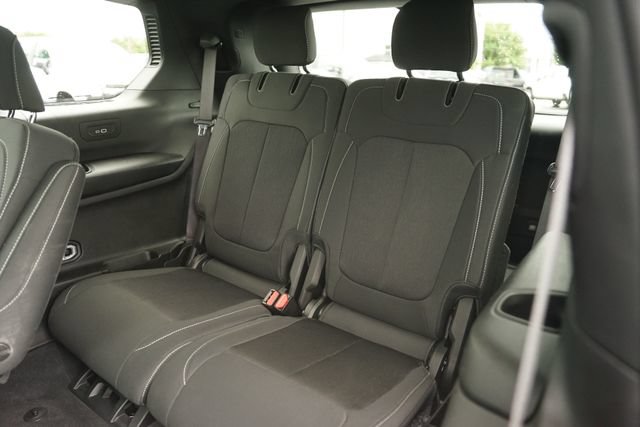 Used 2025 Jeep Grand Cherokee L Laredo w/ Luxury Tech Group I AWD/4WD image 15
