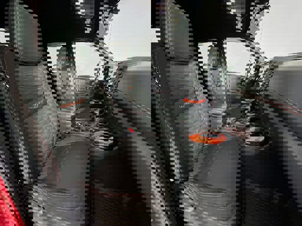 Used 2023 Nissan Frontier PRO-4X w/ Technology Package image 16