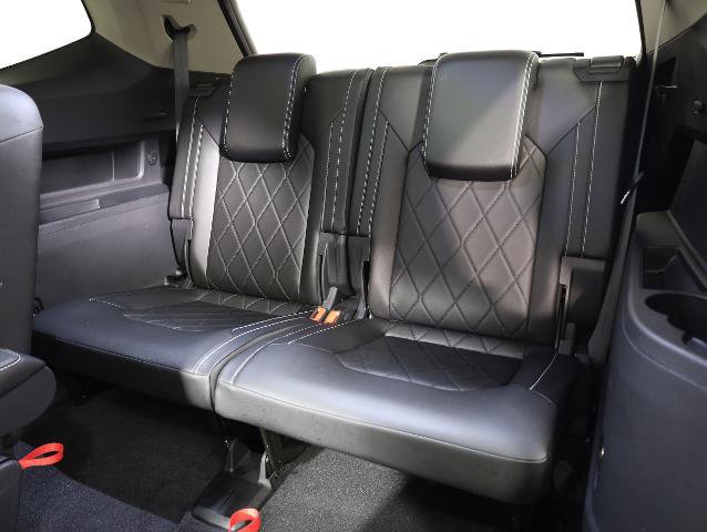 Used 2024 Volkswagen Atlas SEL Premium R-Line image 12