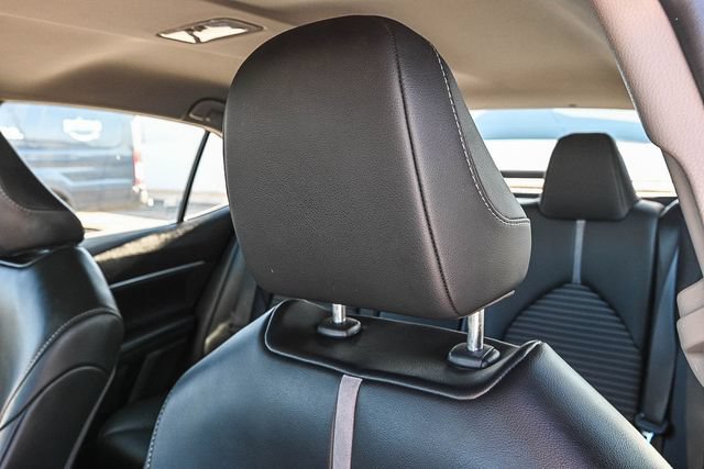 Used 2024 Toyota Camry SE FWD image 30