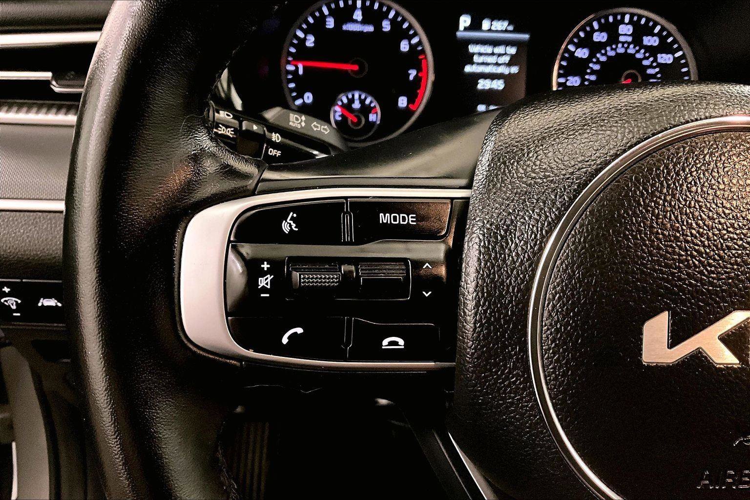 Used 2024 Kia K5 GT-Line w/ GT-Line Premium Package image 17