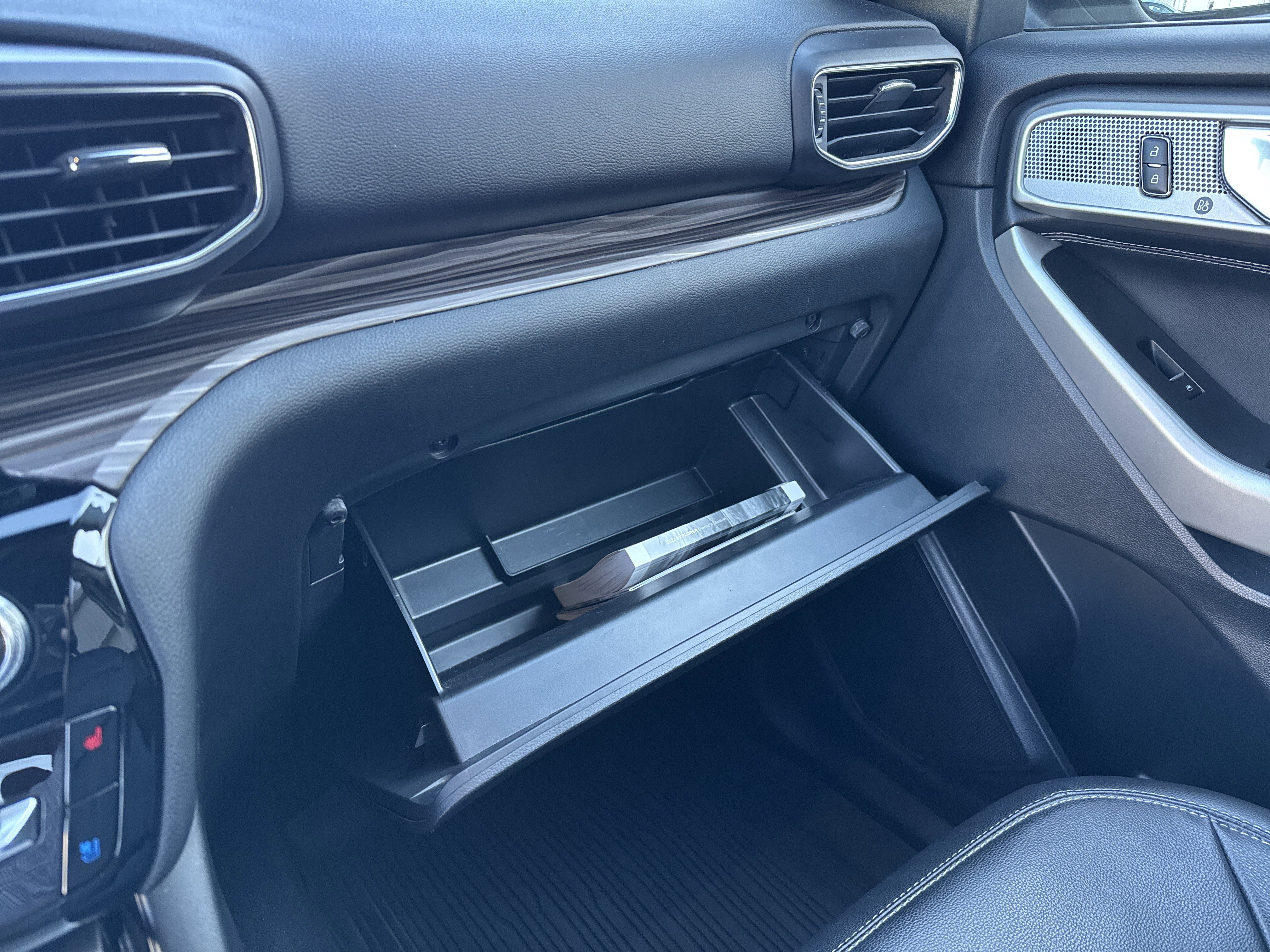 Certified 2022 Ford Explorer Limited image 45