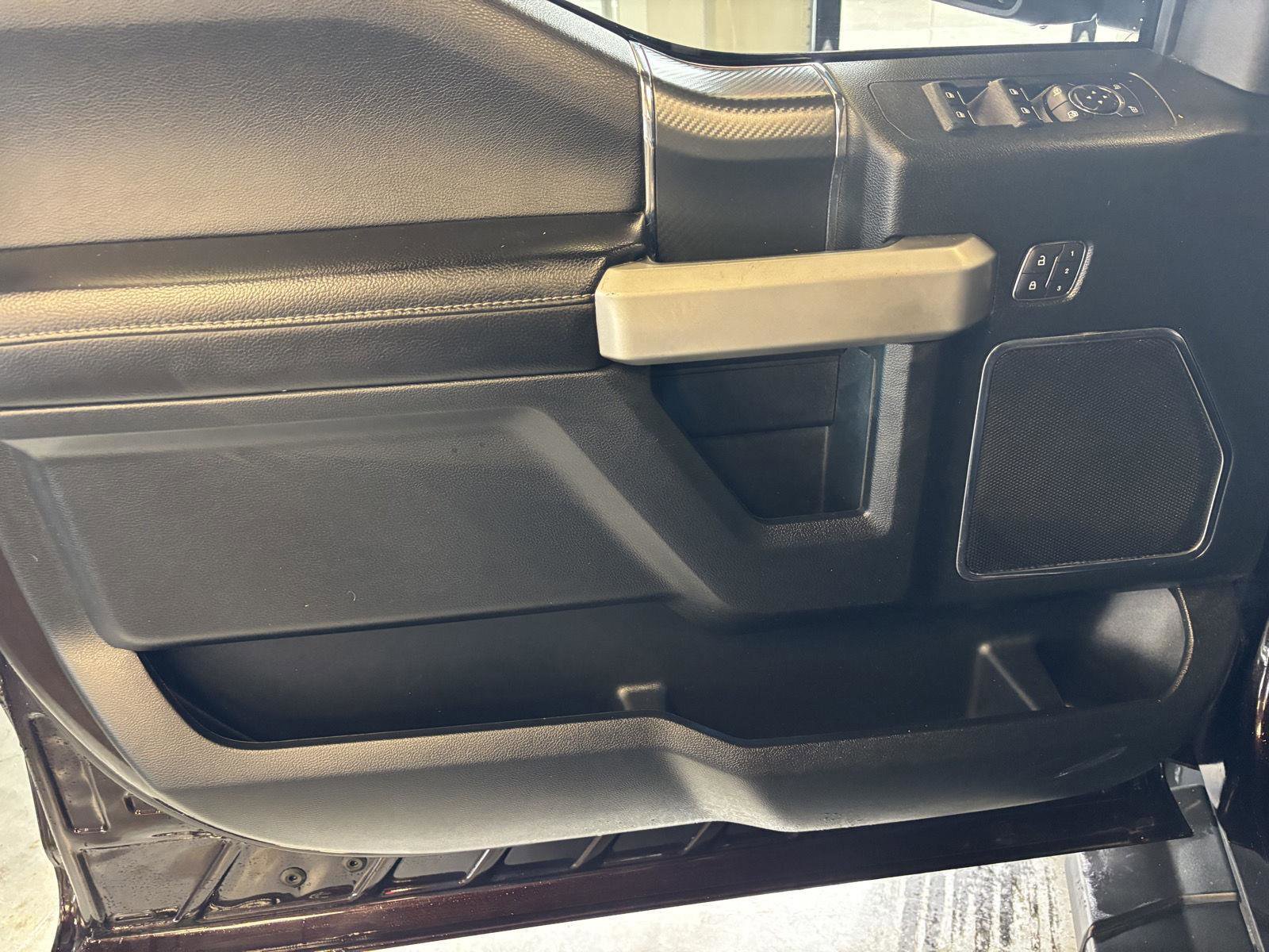 Certified 2019 Ford F150 Lariat image 27