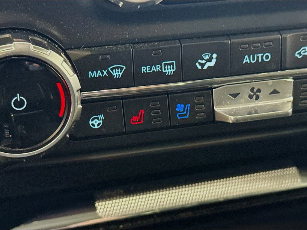 Certified 2022 Ford F150 Lariat w/ Equipment Group 502A High image 14