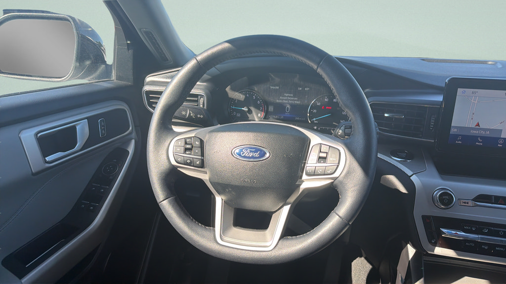 Certified 2024 Ford Explorer XLT w/ Equipment Group 202A AWD/4WD image 27