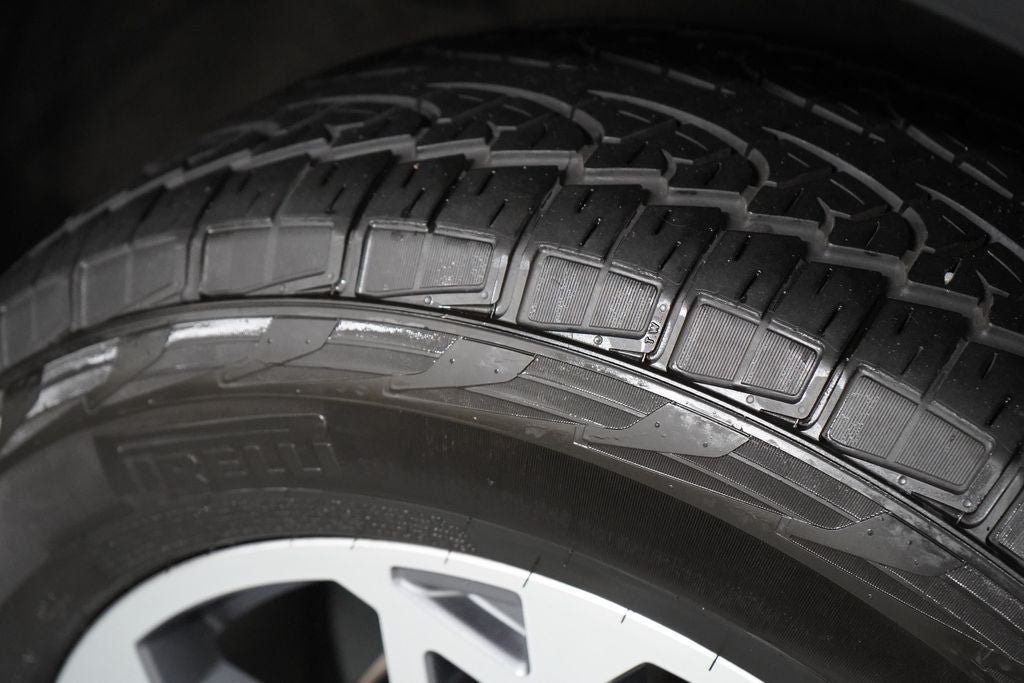 Certified 2025 Ford Expedition Active AWD/4WD image 37