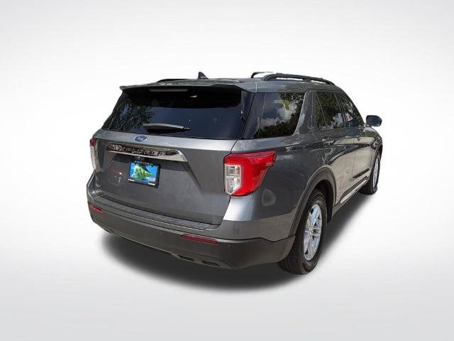 Certified 2023 Ford Explorer XLT RWD image 5