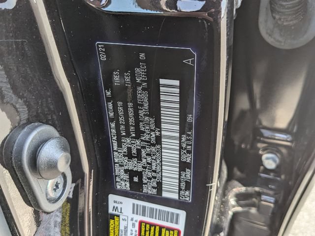 Used 2021 Toyota Highlander XLE AWD/4WD image 31