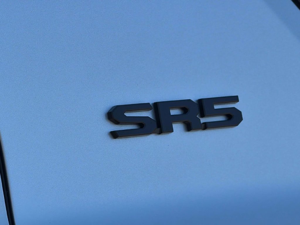 Used 2025 Toyota 4Runner SR5 AWD/4WD image 13