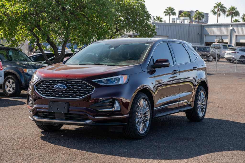 Certified 2024 Ford Edge Titanium w/ Titanium Elite Package AWD/4WD image 3