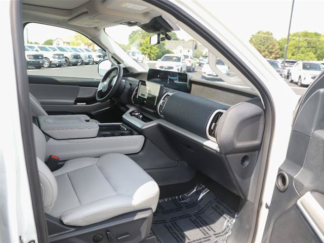 Certified 2025 Ford Expedition Active AWD/4WD image 36
