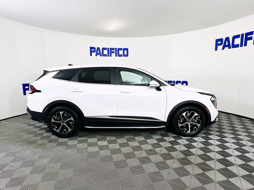 Used 2023 Kia Sportage EX image 10