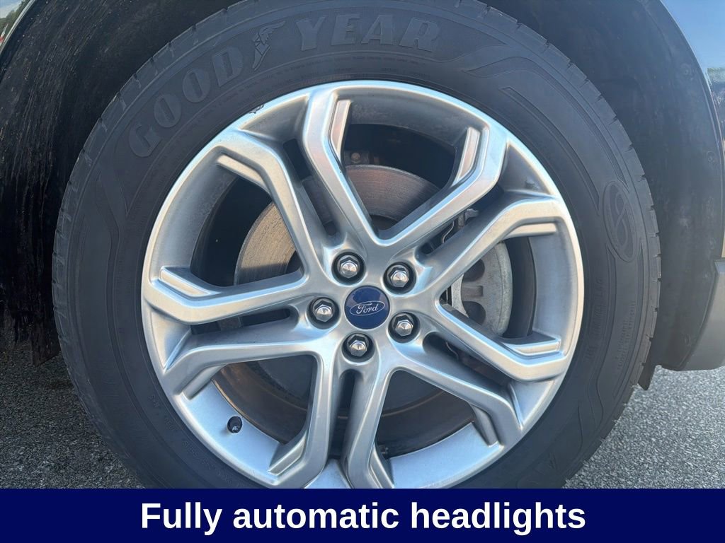 Certified 2018 Ford Edge Titanium AWD/4WD image 16