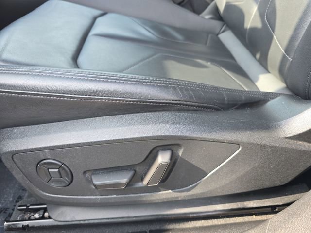 Used 2024 Audi Q3 2.0T Premium image 12