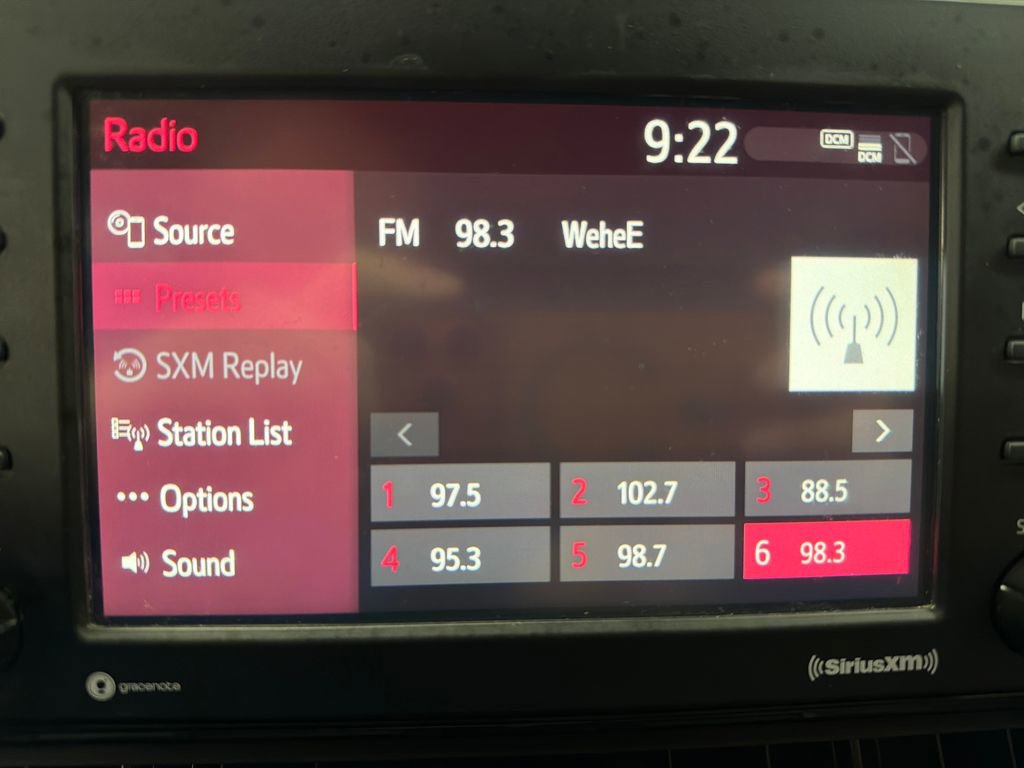 Used 2020 Toyota RAV4 XLE FWD image 25