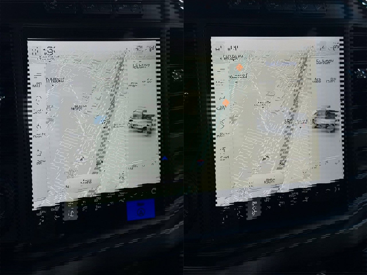 Certified 2023 Ford F350 Lariat w/ Lariat Ultimate Package image 16