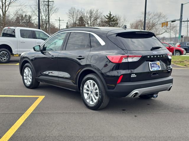 Certified 2022 Ford Escape SE w/ Convenience Package image 2