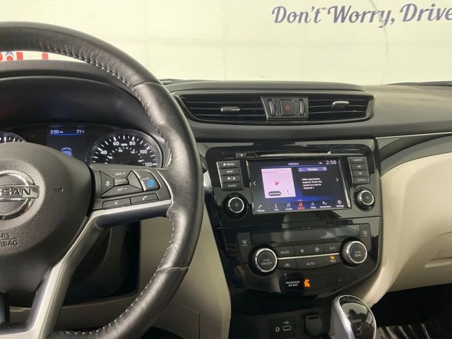 Used 2019 Nissan Rogue Sport SL w/ Premium Package image 26