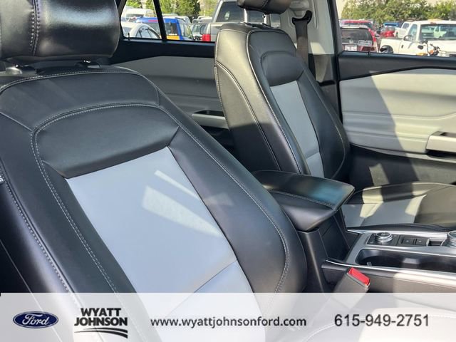 Certified 2023 Ford Explorer XLT w/ Equipment Group 202A AWD/4WD image 27