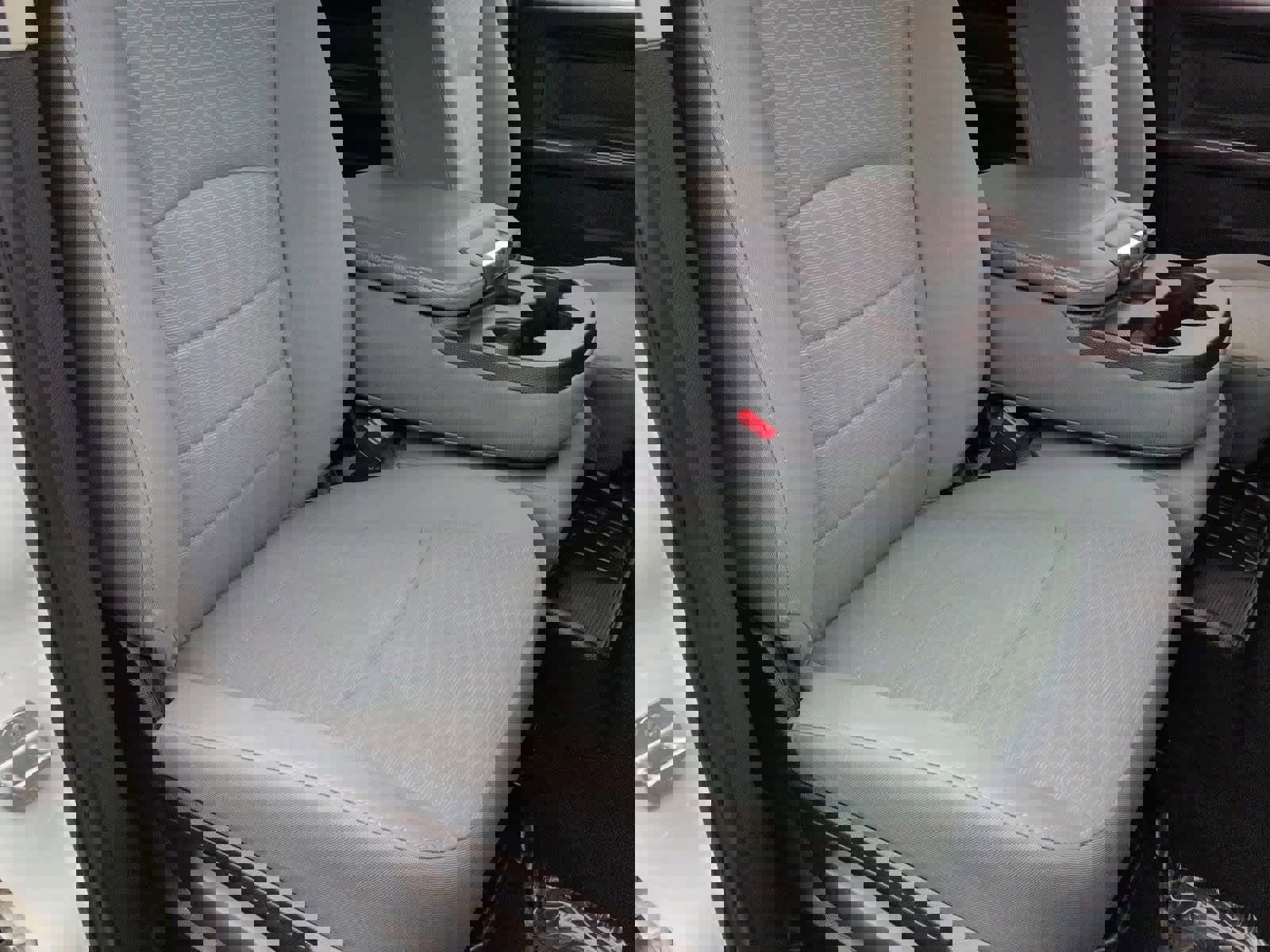 Used 2018 RAM 3500 Tradesman w/ Chrome Appearance Group image 22