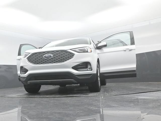 Certified 2024 Ford Edge SEL w/ Convenience Package AWD/4WD image 28