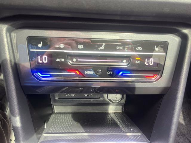 Used 2024 Volkswagen Tiguan SE R-Line AWD/4WD image 30