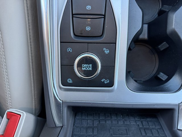 Certified 2022 Ford Explorer Platinum w/ Equipment Group 601A image 26