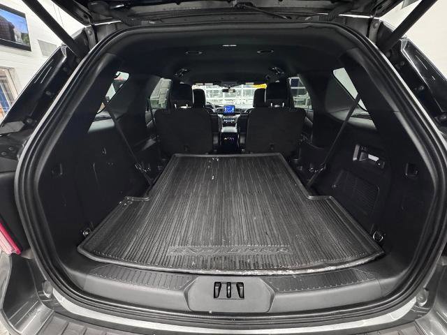 Certified 2020 Ford Explorer XLT w/ Equipment Group 202A image 27