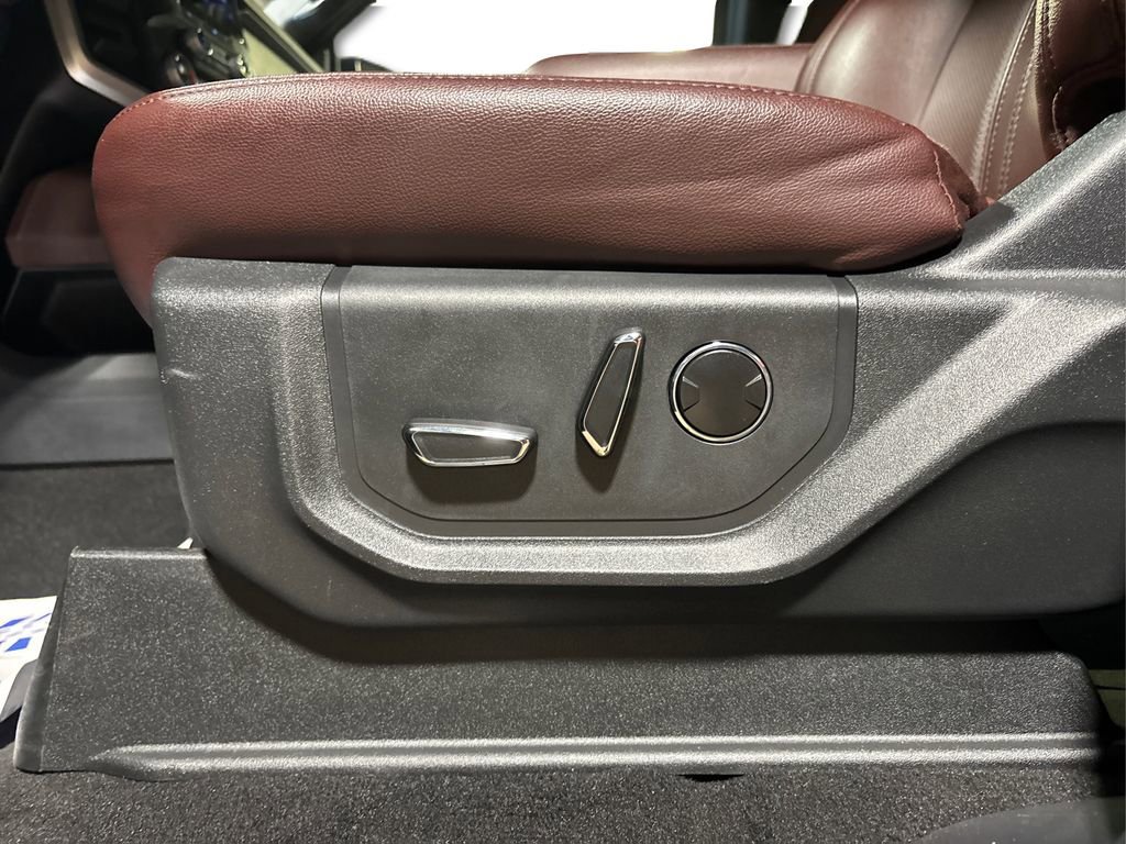 Certified 2024 Ford Expedition Limited AWD/4WD image 26