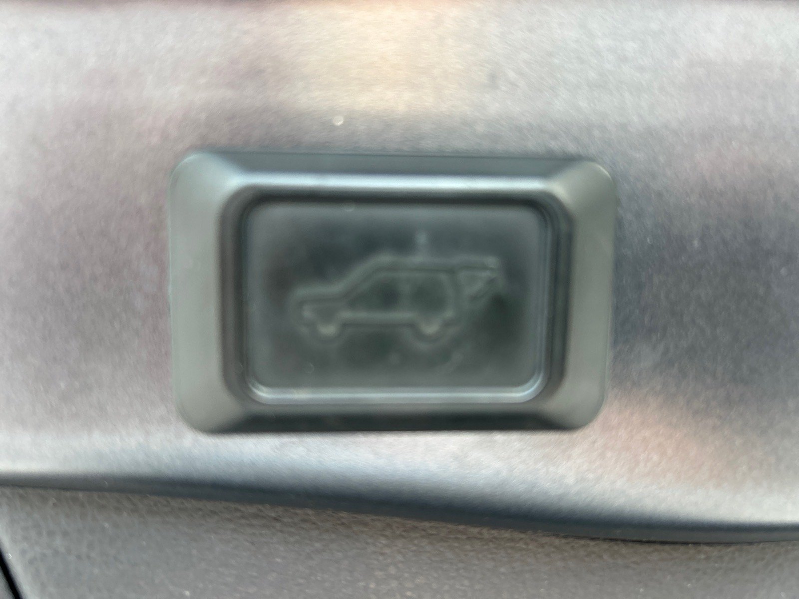 Used 2019 Toyota RAV4 Limited w/ Carpet Mat Package AWD/4WD image 15